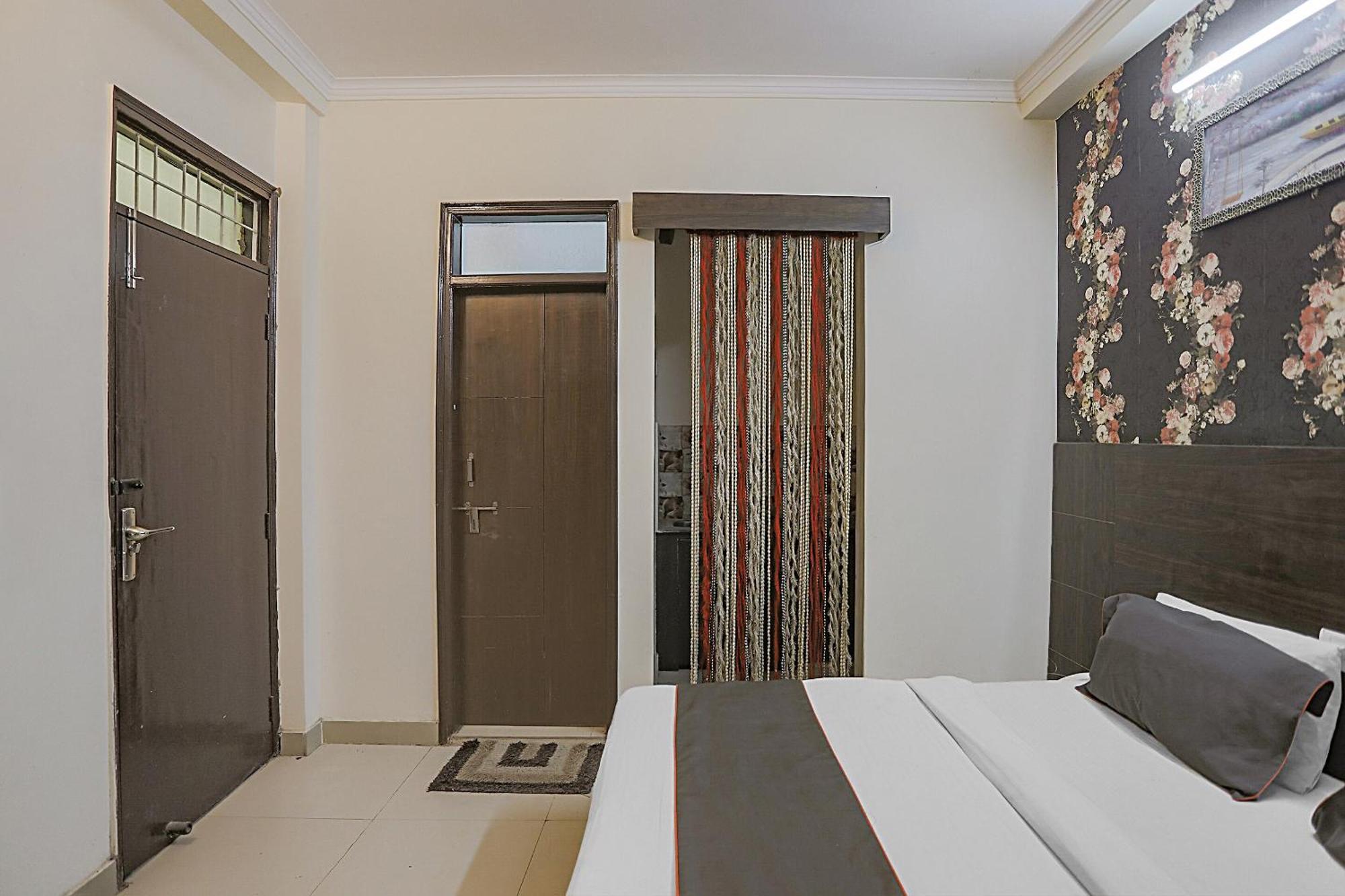 Hotel O Sun Villa New Delhi Bagian luar foto