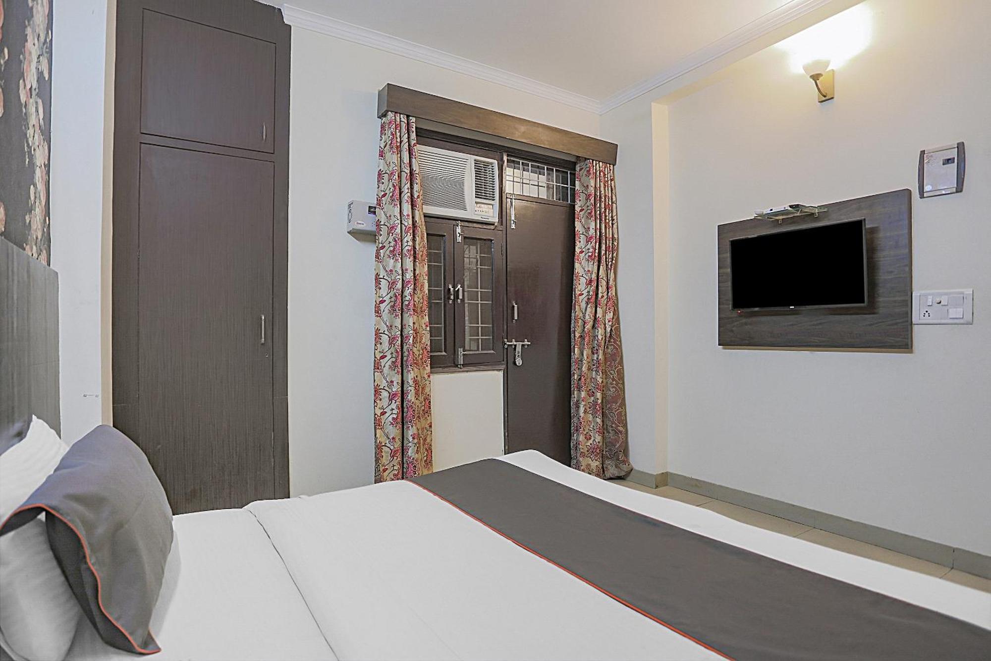 Hotel O Sun Villa New Delhi Bagian luar foto